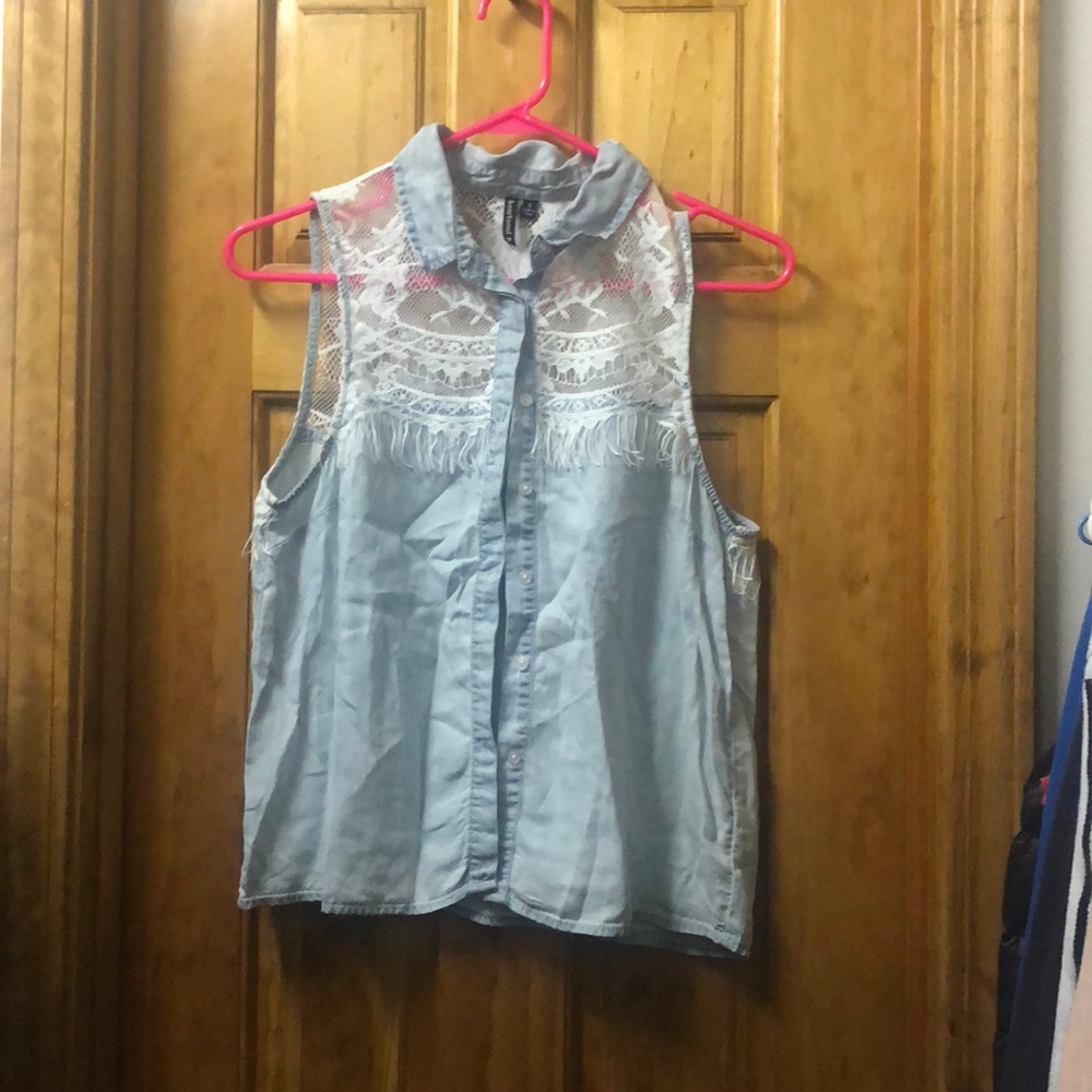 Lace top